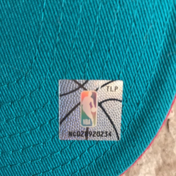 Lakers fitted - Picture 8 of 8